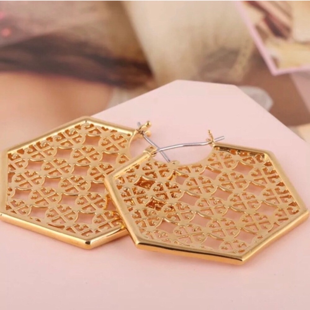 Tory Burch Gold Hexagon Perforated Hoop Earrings - Picture 4 of 8